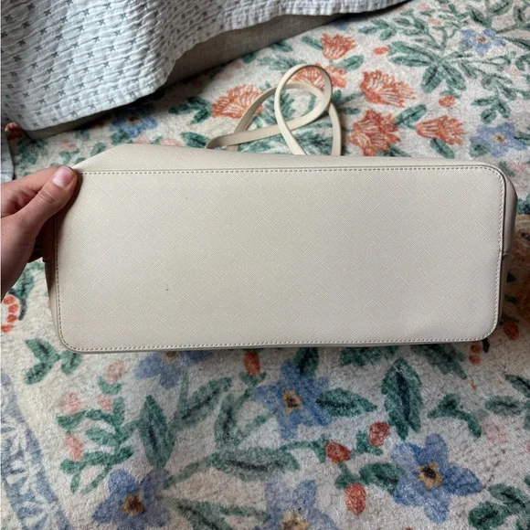 Cream Laptop Tote Bag - Picture 2 of 10